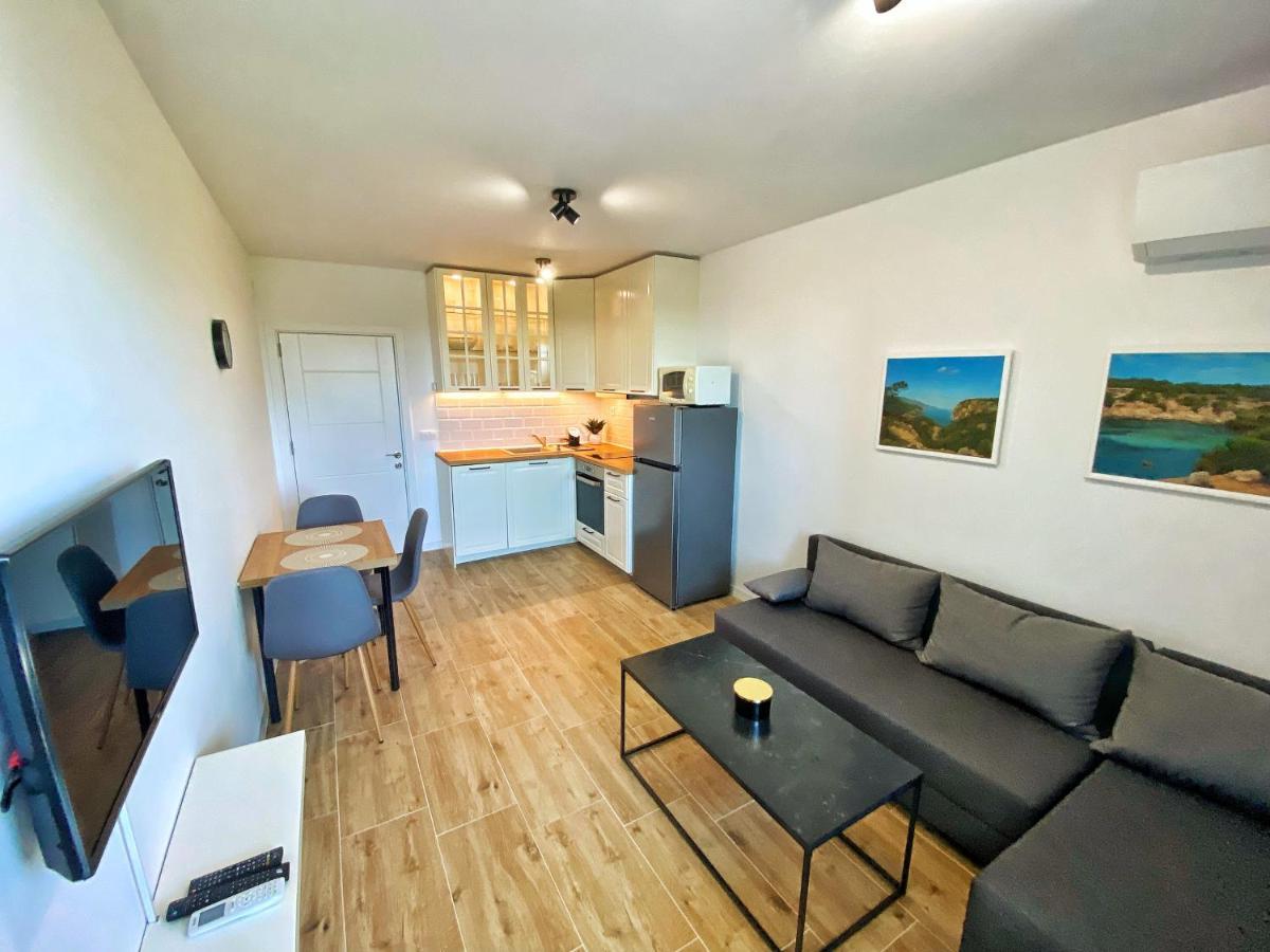 Emma'S Sweet Apartment - Close To Varna Centre المظهر الخارجي الصورة