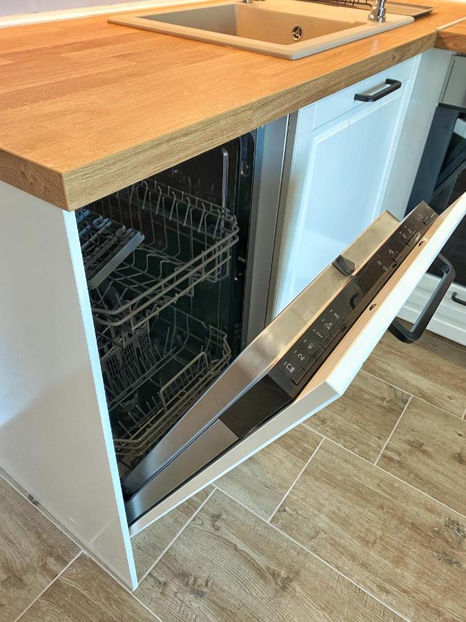 Emma'S Sweet Apartment - Close To Varna Centre المظهر الخارجي الصورة