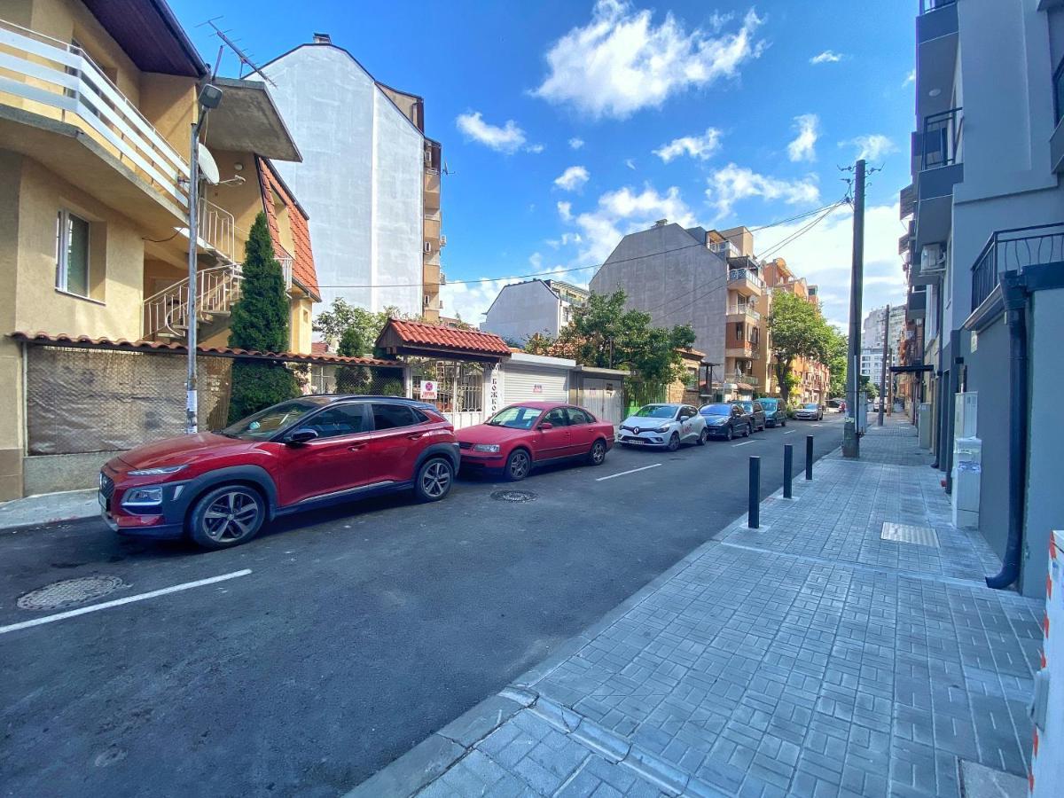 Emma'S Sweet Apartment - Close To Varna Centre المظهر الخارجي الصورة